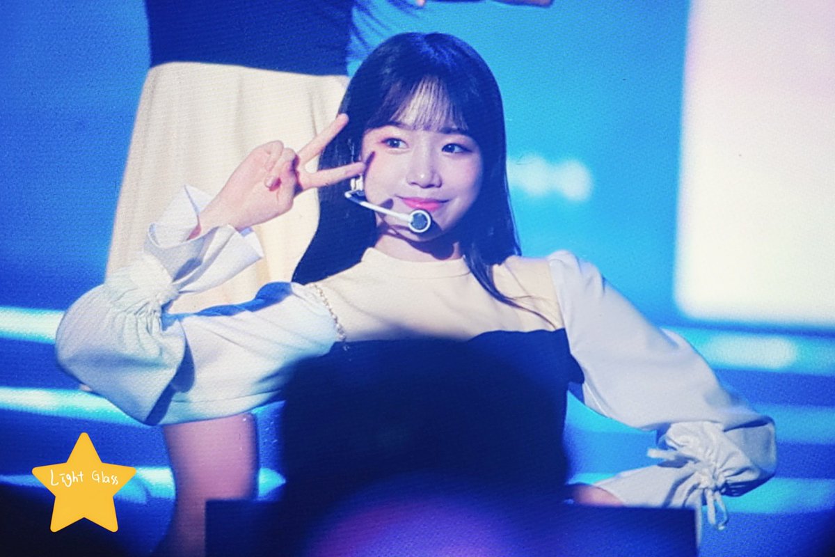 LightGlass1022's tweet photo. 190803 프리뷰
#조유리 #JoYuri #아이즈원 #IZONE
#チョユリ #アイズワン https://t.co/jxk1sMC3RP