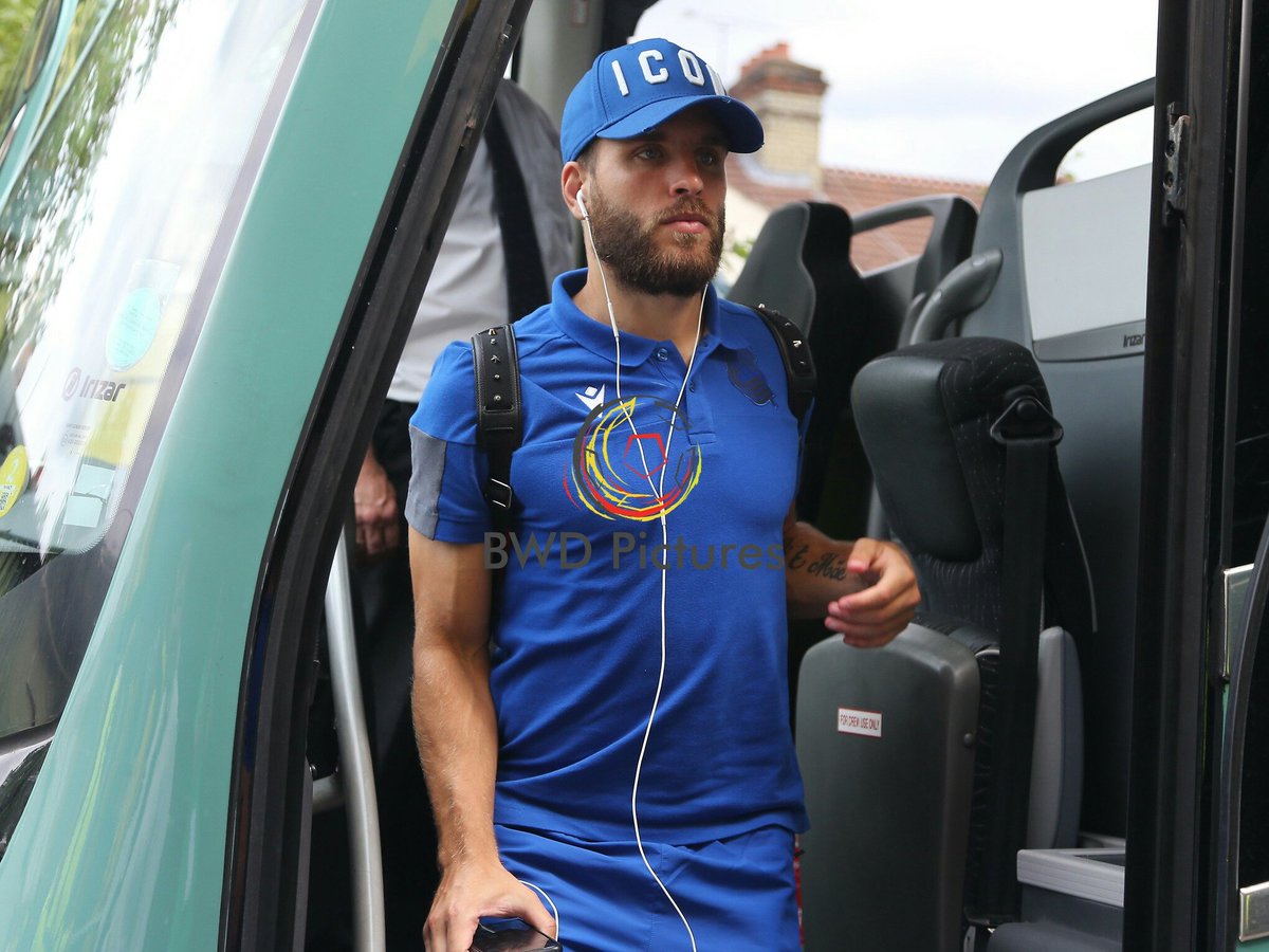BWDpictures's tweet photo. @RealSociedadEN arrivals ahead of the Graham Taylor Matchday friendly game against #watfordfc at Vicarage Road. https://t.co/YNfDqeryne