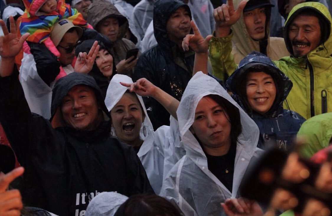 ginzanfestival's tweet photo. 雨から晴れに変わった初日、夜は満天の星空の下で 贅沢な一夜を。銀山平の大自然を、余すことなく味わった1日となりました。

雨の中のご参加、本当にありがとうございました!!

#GINZANFESTIVAL #festival #銀山フェス #銀山平 #奥只見湖 #野外音楽フェス #フェス #キャンプインフェス #キャンプ https://t.co/jBfblUl6KL