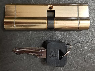 Protect your 🏡home and secure your family with Cardiff's experienced #locksmith @ cardiff-newport24hrlocksmiths.co.uk