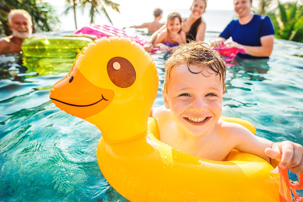 VisitCentralFL's tweet photo. Visit Central Florida this Fall and save 25% on your @balmoralflorida vacation! See offer: https://t.co/UDPm3oYhVb #VCFPartner https://t.co/PLYd70Vrob
