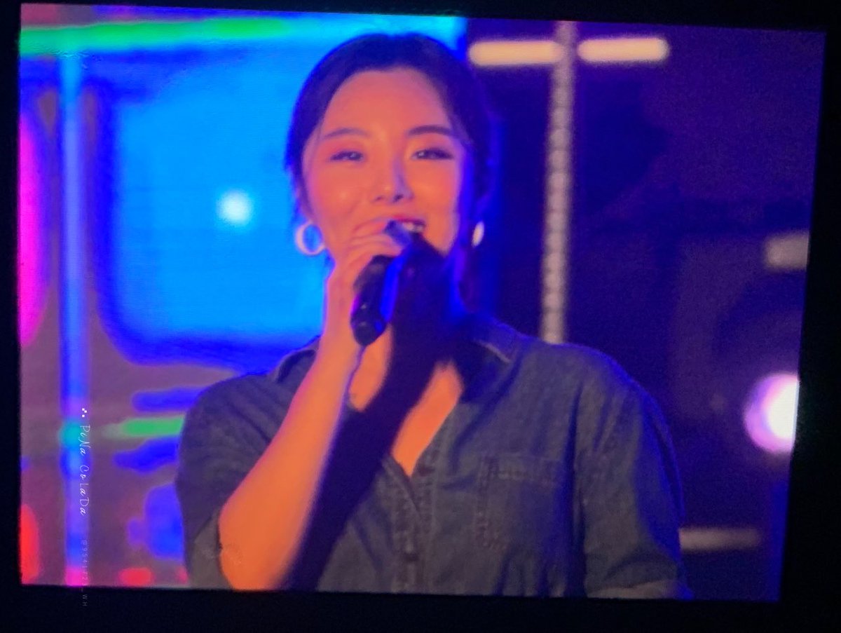 9541723_WH's tweet photo. 190803 김포 아라마린축제 마마무 프리뷰

.....조명구리고 물은맞았지만 언니들은 예뻤다...

#마마무 #솔라 #문별 #휘인 #화사 #pncld https://t.co/kZWeCQlsWz