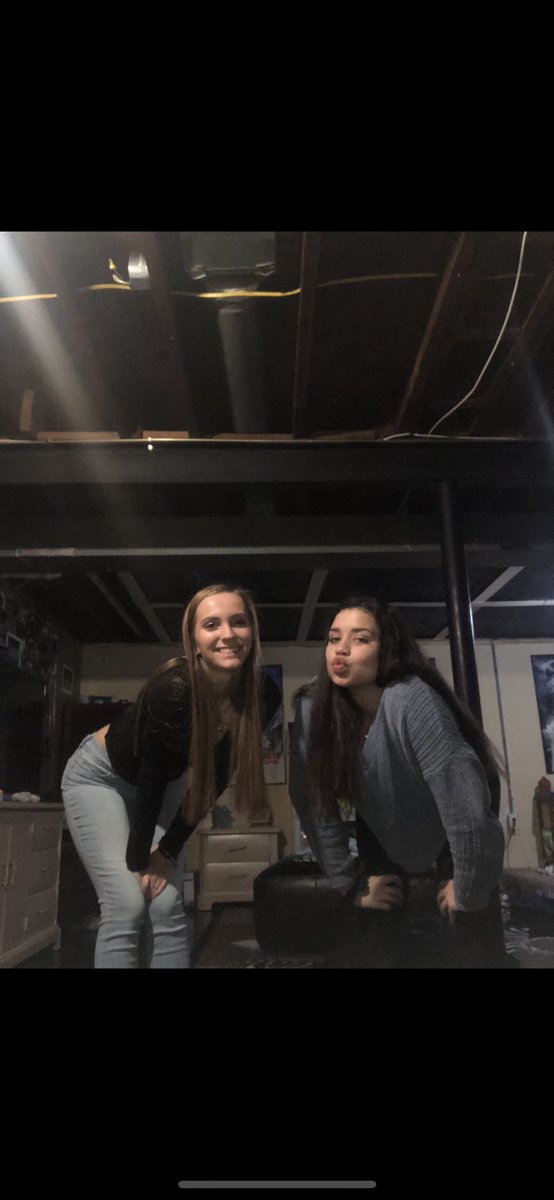 grandri5's tweet photo. Happy birthday to 2 of my best friends @DunganJillian @dungan_juliette I love u both so much have the best weekend in Canada live it up u both deserve it❤️❤️❤️ https://t.co/MXSkPIwyQy