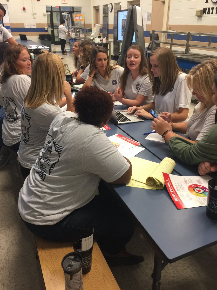 Lindsey_Long8's tweet photo. Our hearts are open and our minds are ready to positively change lives @Whitesburg_ES! #TRUST #1ofakind  #fullSTEAMahead https://t.co/JbcXkUe3OR