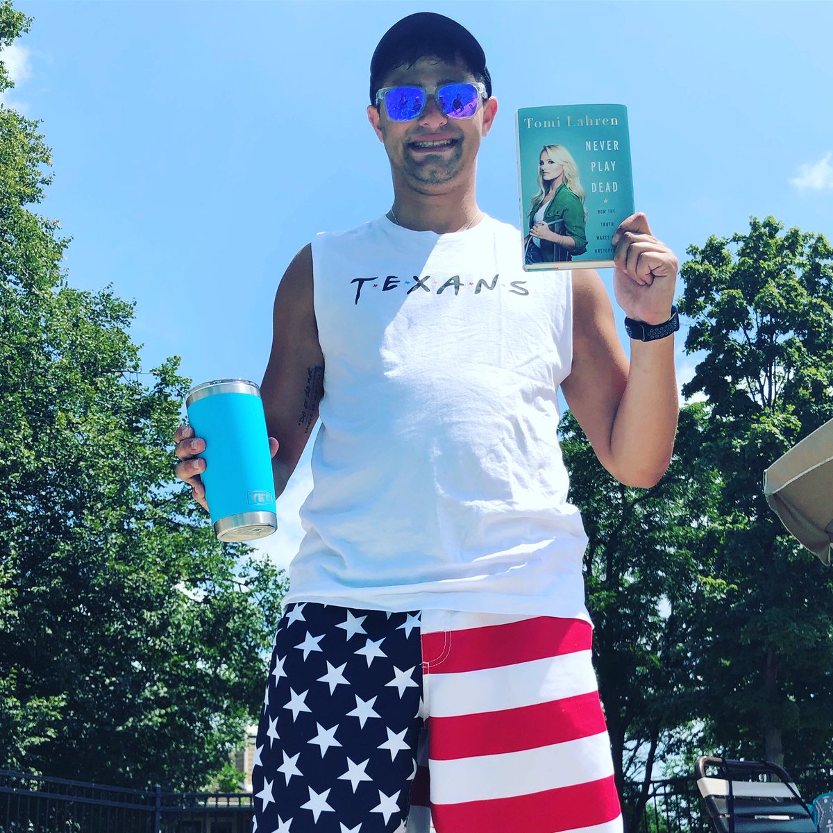 RossowEsq's tweet photo. Continuing my weekend reading of #neverplaydead by @TomiLahren. Grateful to know you and look forward to seeing you again in Dallas! Forever #TeamTomi. ๐บ๐ธ๐บ๐ธ
#bookstagram #read #education #motivation #inspiration #tomilahren #Dallas #texas #texans #friends #books #yeti #summer https://t.co/LkmFe5qcEr