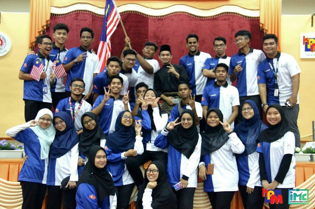 imckpmsi's tweet photo. LENSA IMC 📸| 010819 | Thursday

Event: Dirgahayu Malaysiaku (Day 1)
Date: 1st August 2019
Time: 2.30PM-10.00PM
Place: KPMSI Main Hall &amp; KPMSI field 

Thank you for your supports and cooperation!
#kpmsi #imckpmsi #ikpmsi2019
- https://t.co/PCqjQNlTNG