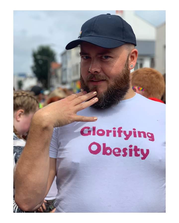 Happy #BrightonPride2019 everyone, stick your tepid fat-hating, gym-obsessing, thin-loving, muscle-fetishising #bodypositivity up your arse 😊
