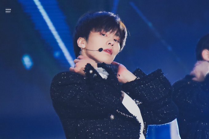his stage presence is SOMETHING ELSE. he KNOWS what he's doing and he never fails to deliver. a simple eye glance, a wrist flick, the way the corner of his mouth lifts to form a deadly smirk. give this boy the spotlight he needs. talent like his shouldnt be slept on