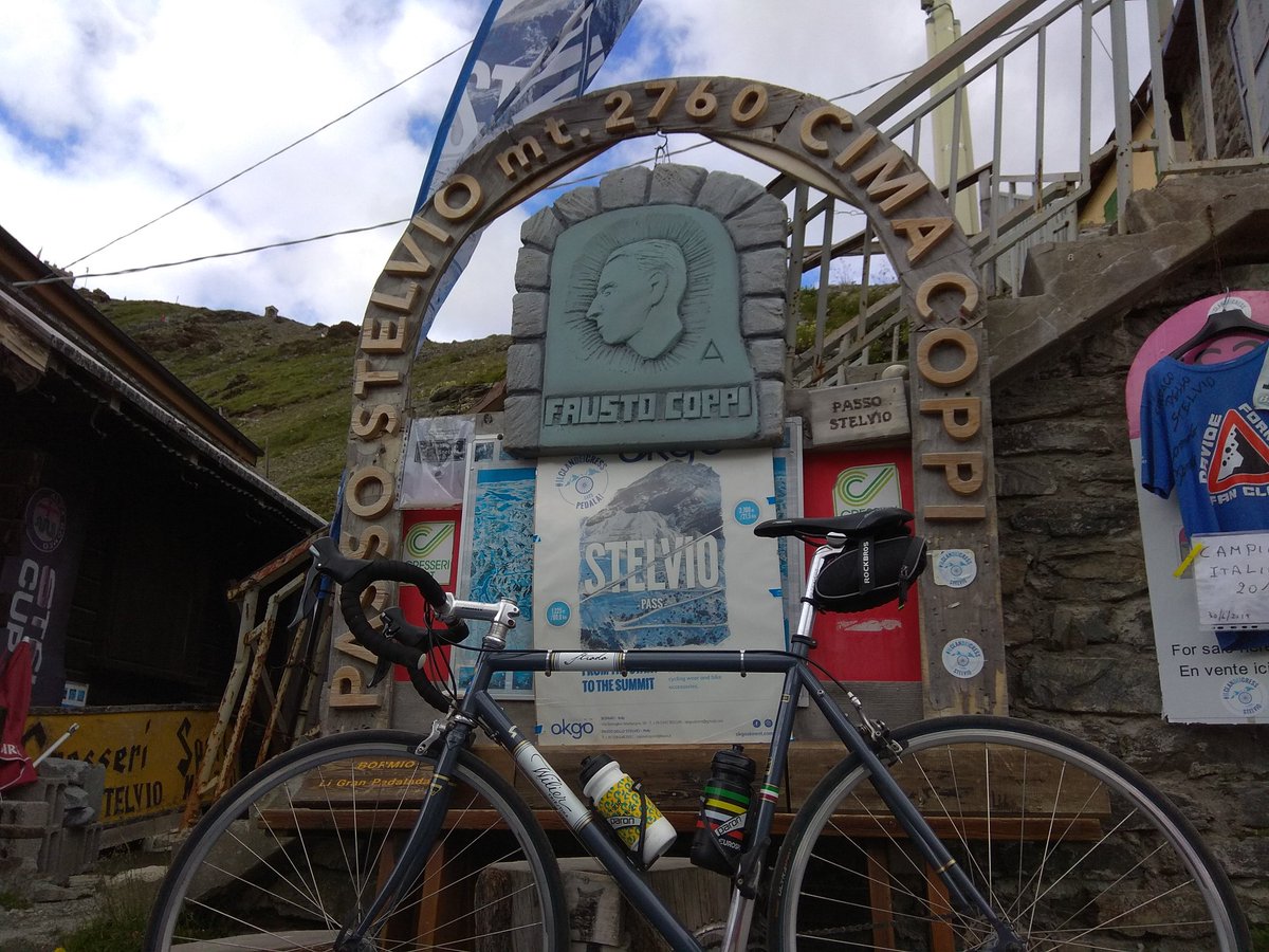 Dopo #AlfabetoFaustoCoppi, gli dovevo una visita
#passodellostelvio