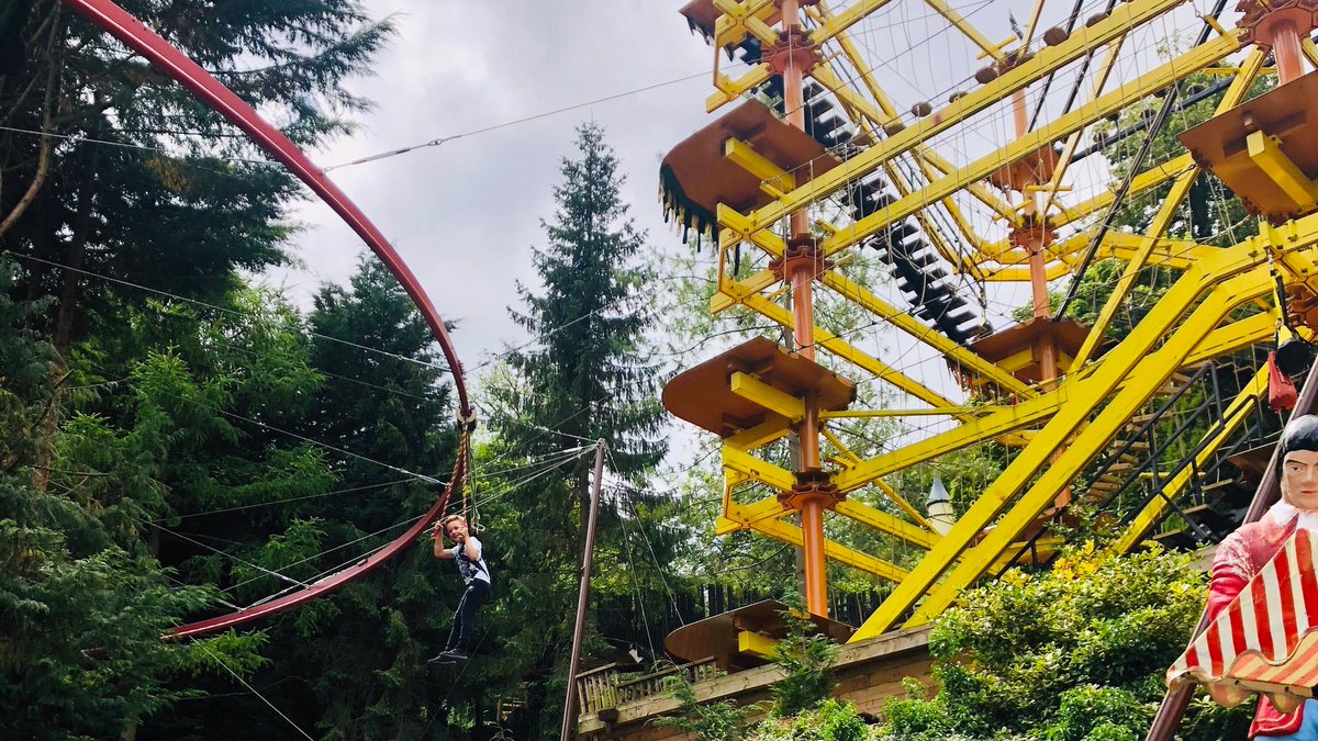 gulliversfun's tweet photo. Take part in our brand new insta #competition for the chance to win tickets to Gulliver's Kingdom #MatlockBath #giveaway #summerholidays #gulliversfun
https://t.co/tZxiFklg6N https://t.co/zZeOP0Gy5D