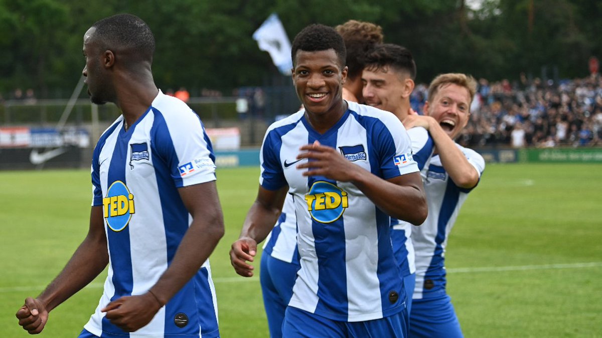 Die Joker stechen - Premiere in Auerbach! Unser Spielbericht zum 5:1-Auswärtssieg der #BSCU23: herthab.sc/u23-spielberic… 🔵⚪️

#VFBBSC #DieZukunftGehörtBerlin #hahohe