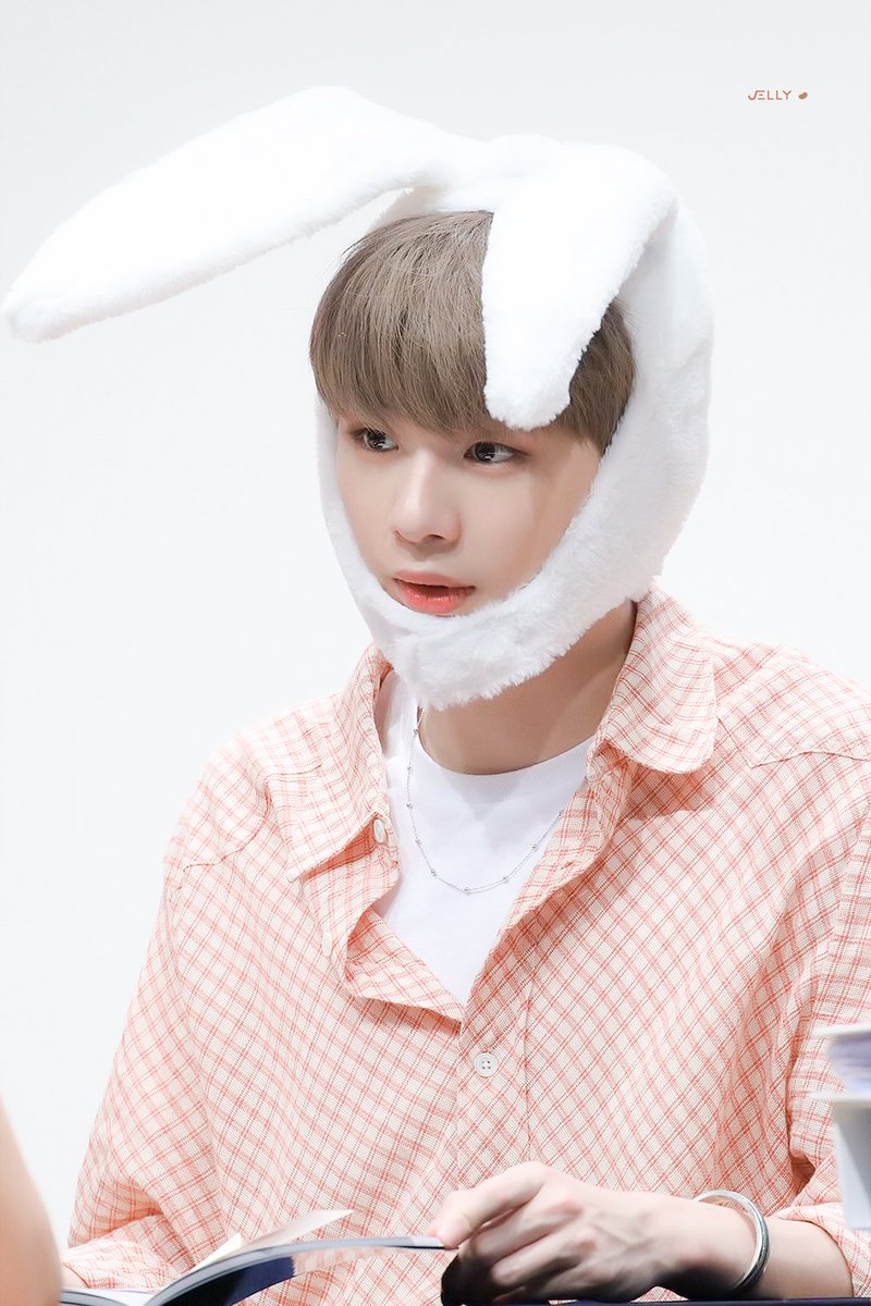 jelly_961210's tweet photo. 190803 #강다니엘 https://t.co/cHt00UssJ7
