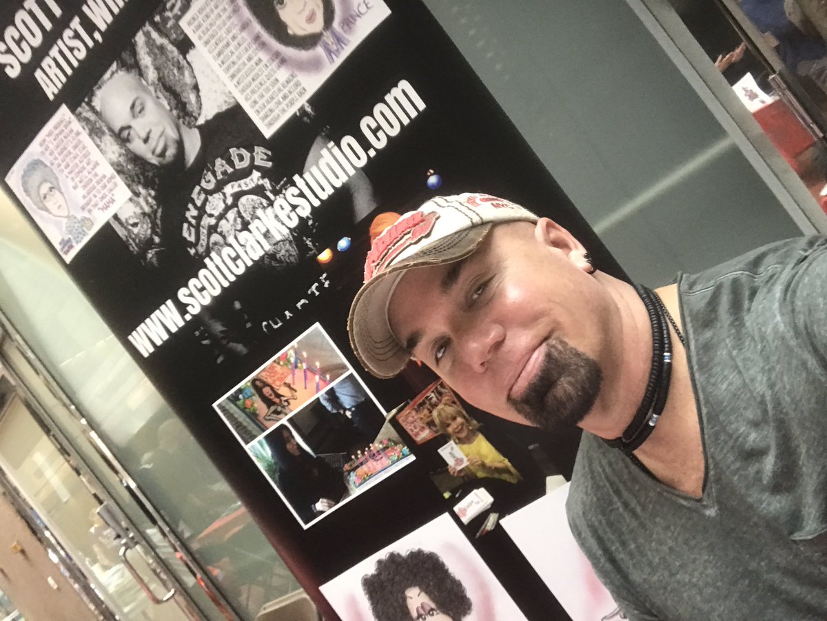 _scottclarke's tweet photo. #OutWrite2019 #thedccenter #centerartsdc DC literary festival https://t.co/FyzuaKsaf6