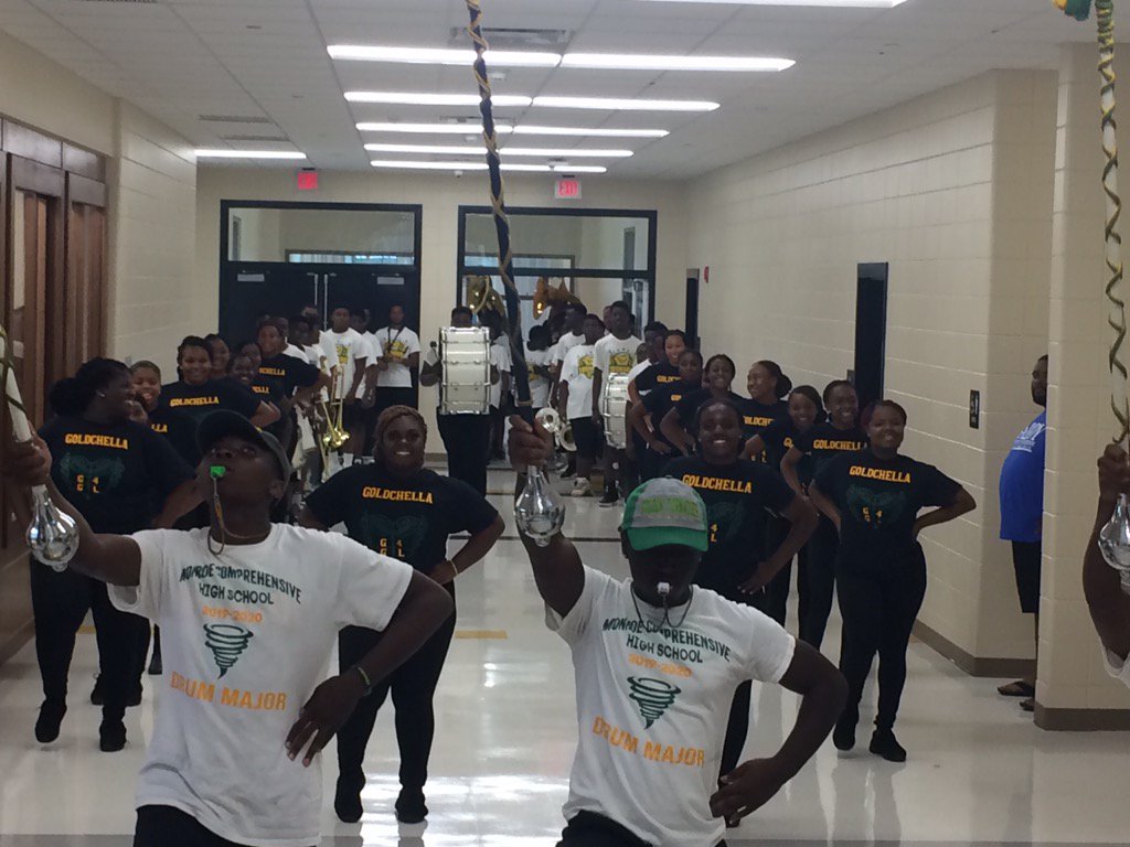 PrincipalMonroe's tweet photo. Dance and Flagline held their 2019 Mini Camp this summer! #futuretornadoes https://t.co/ZfIGy0NJku