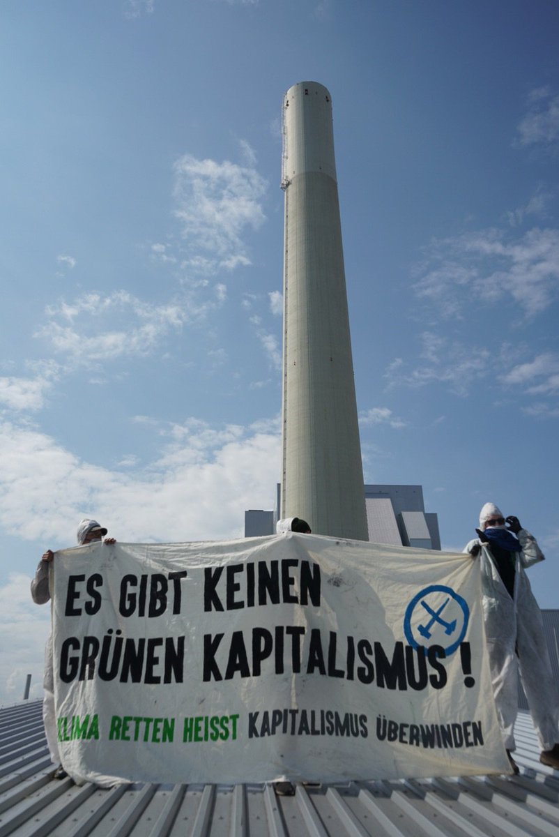 In Russland werden beim Steinkohleabbau Abstandsregelungen übergangen. In Kolumbien Menschen von Paramilitärs ermordert. In den USA ganze Bergketten weggesprengt. Das GKM (RWE+EnBW+MVV) bezieht aus diesen Ländern Steinkohle und macht sich mitschuldig. #GKMabschalten #deCOALonize