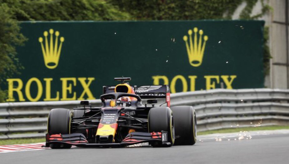 ElPitWall's tweet photo. Primera Pole de @Max33Verstappen en #F1. El holandés se convierte en el Piloto N° 100 que consigue una posición de privilegio en la máxima categoría. Con ello @redbullracing saldrá desde la Pole 61 en su historia en el #HungarianGP Grande 🙌#MaxVerstappen
📷 @xavigazquez https://t.co/IUQmPp7BfQ