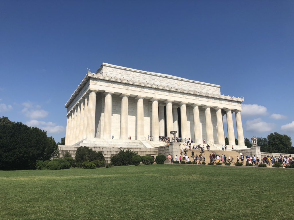 WSJunit56's tweet image. Our patrol is in awe of the magnitude of the Lincoln Memorial! Absolutely amazing to see it!