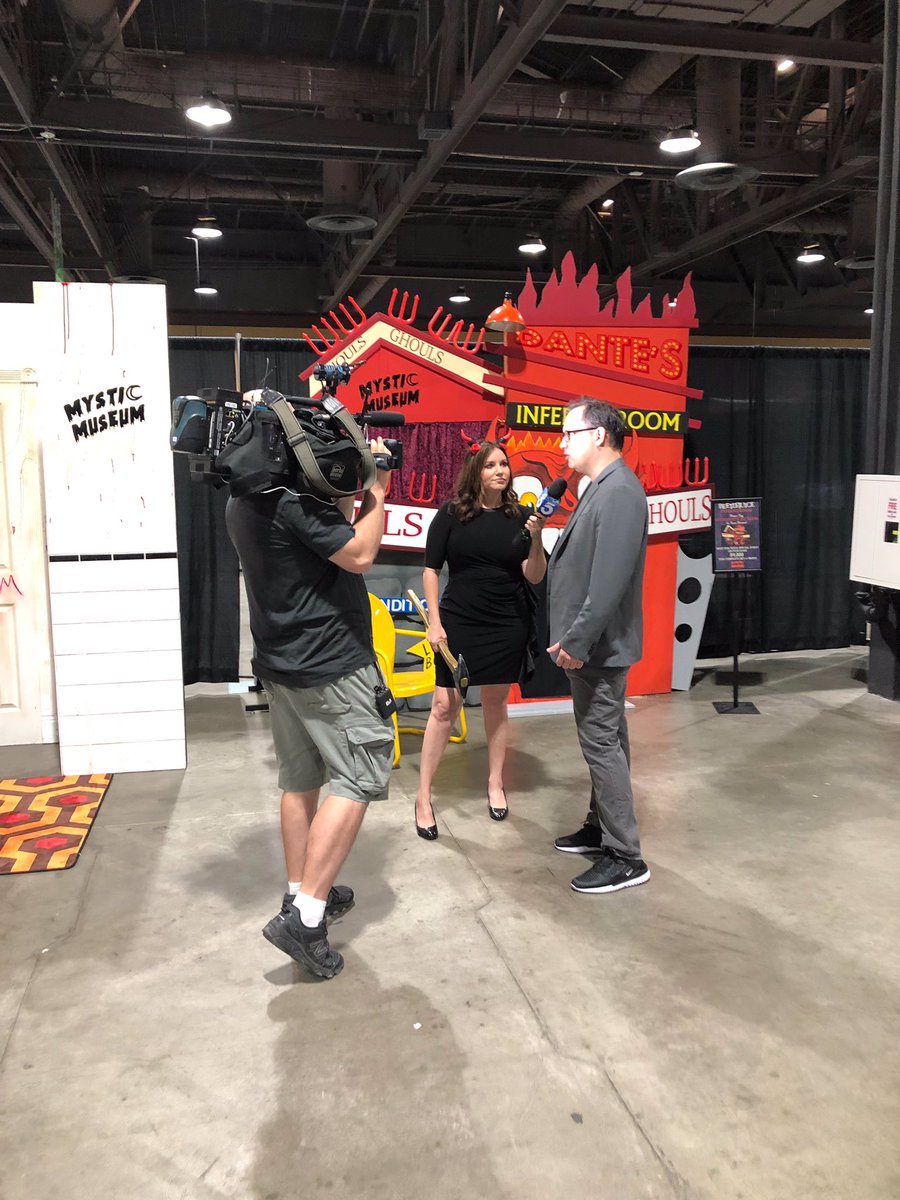 Today’s the big day - Midsummer Scream 2019 is just a few hours away!  We’ll be LIVE on KTLA all morning for those following along at home.  Who’s excited? #MidsummerScream