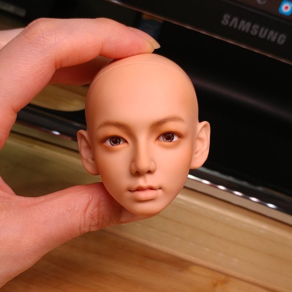 Jungkook makeup is the most difficult.😵
내일이면 완성될듯 합니다😊
.
.
#BTS #btsjungkook #btsdoll #BTSDolls #방탄소년단 #방탄인형 #방탄소년단정국