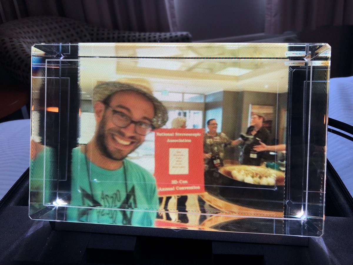 LKGGlass's tweet photo. Ayyyyyy Alex Hornstein (@enjrolas) dialing in from Akron, Ohio from #3DCON @assn_nsa. Him &amp; our dear friend Eric Kurkland (@3_DIY) will be presenting [[Creating Images for Facebook3D and #LookingGlass]] at 11AM from the Grand Ballroom. Be there or be cubed! https://t.co/T2I5eQKTEC