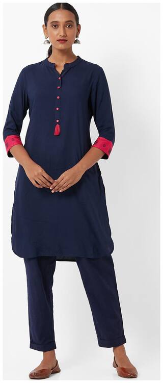 AVAASA branded kurti