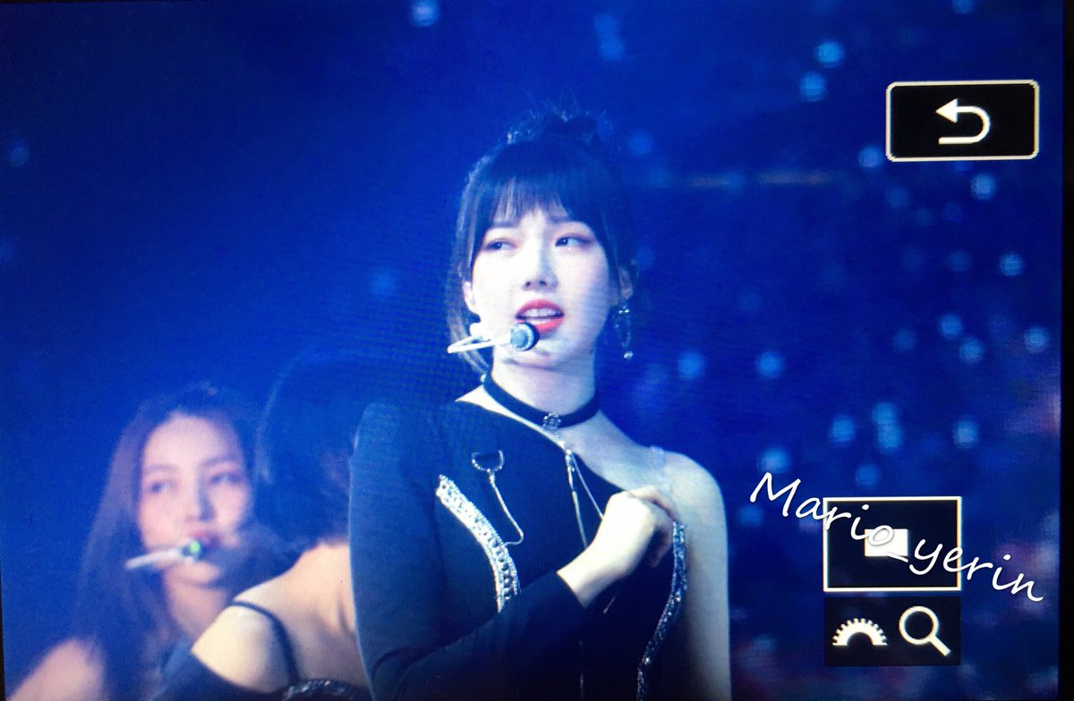 Mario_yerin's tweet photo. 190803 gogogo gfriend HongKong 😬
#GFRIEND #여자친구 @GFRDofficial   
#예린 #YERIN #정예린 #イェリン https://t.co/SwFzSLQdxx