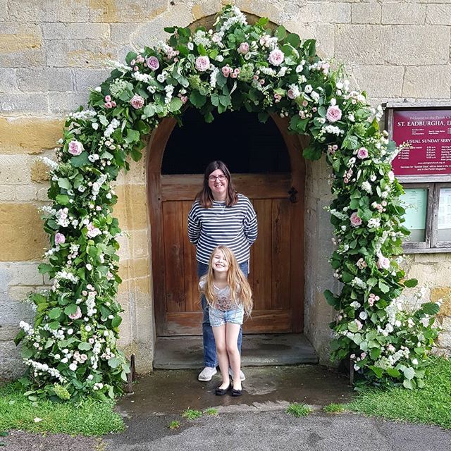 Arch of dreams...see instagram story for a little video of this beauty up close #flowerarch #wedding #ebrington #chippingcampden #floristlife ift.tt/31eLdp5