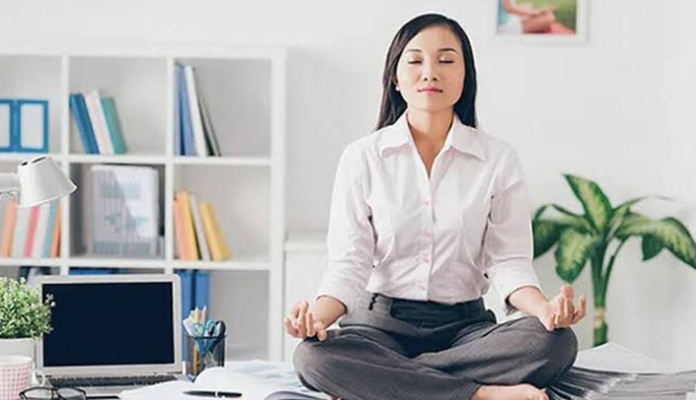 Vives estresado? El Instituto Mexicano de Yoga te invita al Taller de Yoga para empresas en donde aprenderás:
✅ A meditar para el equilibrio emocional.
✅ Posturas de yoga sencillas en silla. 
✅ Cómo organizarte y ser más productivo. Cdmx 23 al 25 de Agosto. Info: 5548153162