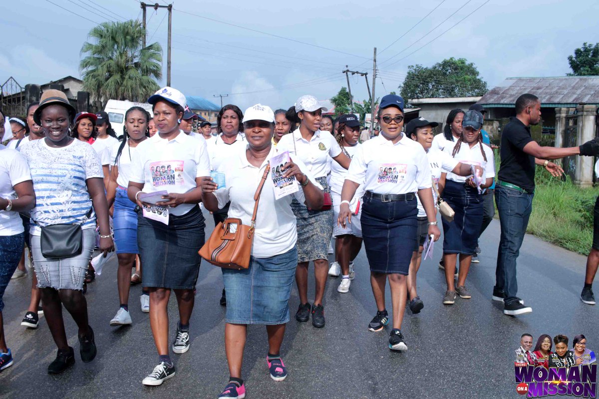 gigcglobal's tweet image. Prophetic #Roadwalk in Preparation for #VWC2019

#VirtuousWomen #WomenConference #GloryWorld #GIGCGlobal #WomanOnAMission #PastorGraceSamuel #PastorSamuelEffiong