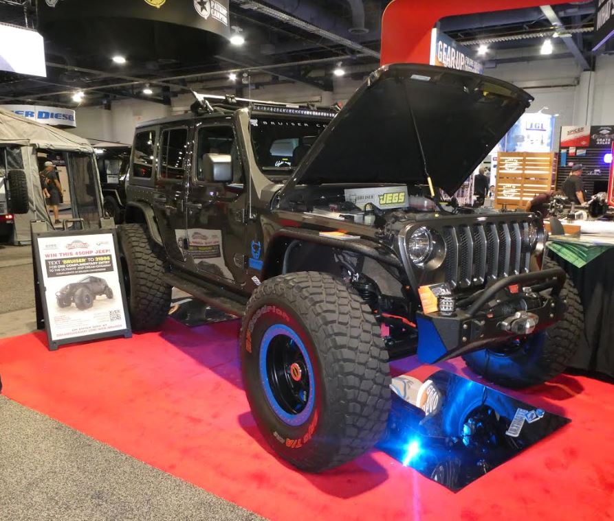 DreamGiveaway's tweet image. Did you see this Jeep unveiled at the @SEMASHOW with thousands of dollars in @BruiserCustoms upgrades?  Enter to win this Hero Edition Jeep Wrangler honoring our military at ow.ly/v5Lb50v97K1 ENDS 8/27/19!   #RT #Jeeptweets #customJeep