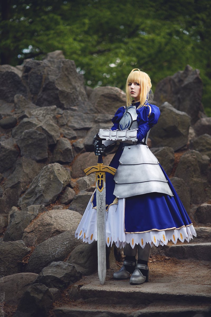 Eris_707's tweet photo. Costume and sword made by me 
Photographer https://t.co/kfWKtR2sEP
#saber #sabercosplay #fate #fatecosplay 
#artoriapendragon #artoriacosplay #artoriapendragoncosplay  #anime #animecosplay #cosplayer https://t.co/ojK4veIJbD