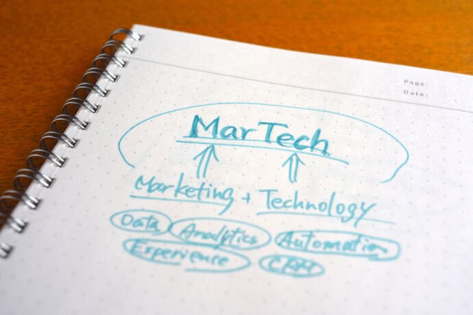 57_lbs's tweet photo. As you evaluate outsourcing martech, you will need to determine the benefits for your organization. Use this article to assess the advantages and disadvantages of outsourced martech and decide if going external makes sense for your business. https://t.co/fPMJu3Fc6d https://t.co/lVAcUtQ5lI