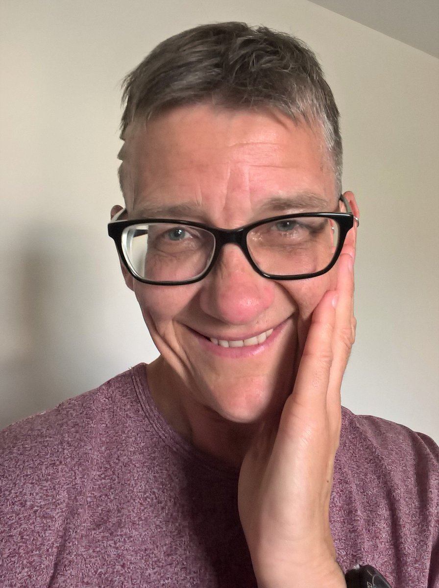 J_4Jools's tweet photo. So, as well as getting a hair cut today, I also got my first shave at the Barbers!!! A bit of a milestone for me😊
Was loathe to shave off what I had, but it was looking patchy and unkempt. Hopefully it will grow in more evenly now.
#Trans #TransGuy #FirstShave https://t.co/uQLkBinA3S