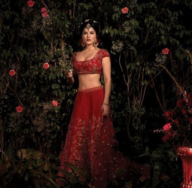 ViralTrendz3's tweet photo. Sunny Leone 🔥🔥🔥🔥
.
#iftt https://t.co/VjiojCIwud https://t.co/YGyqRgAzwW
