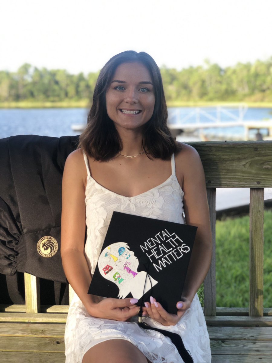 MsTMcAuley's tweet photo. It’s graduation day! Getting my masters degree is counselor education 💛 #UCFGrad https://t.co/GM9KApkPpY