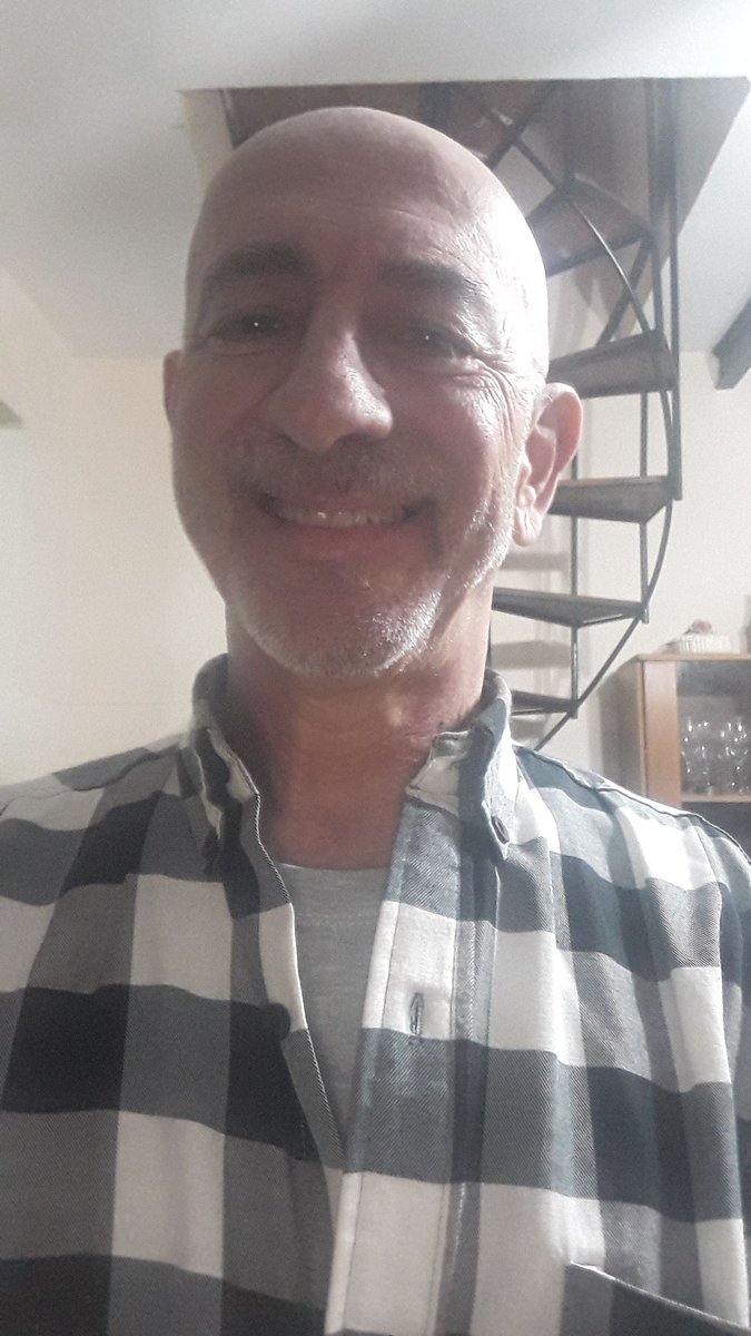 Muy buen sábado amigos