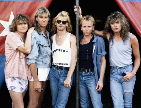 SwarbsNicola's tweet photo. 32 years ago today. This album means so much to me. Thanku @DefLeppard @rickallenlive for making this outstanding record & for being in my life ever since. It (& you guys) are so special to me❤️💙❤️💙❤️
#meanstheworld #wordsnotenough #forevergrateful
#love https://t.co/5XW8NIiPKx