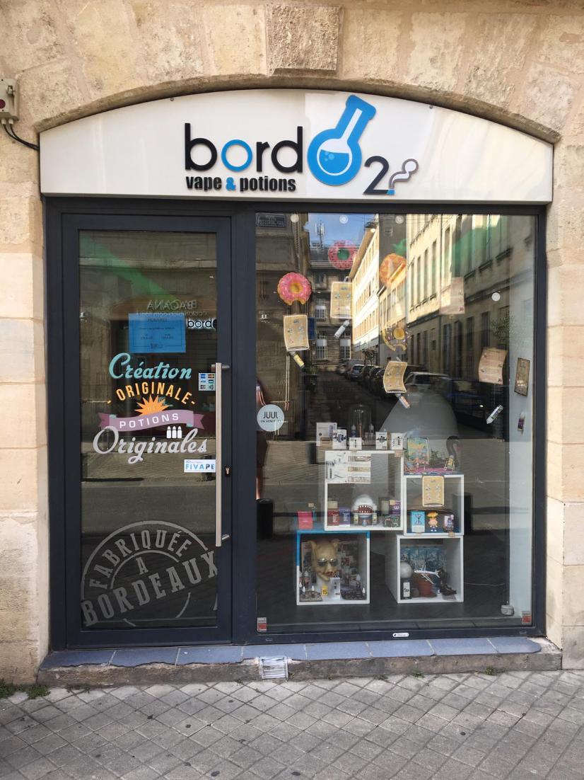 vapouround's tweet photo. #Shopcheck - @bord02vape may be primarily known as one of France's most prolific e-liquid makers but they also have some fantastic retails stores, too! Their Bordeaux location is immaculately presented, with enough choice of flavours to satisfy anyone 😮💨
#bord02 #vapefam https://t.co/Dj9c4UFekX