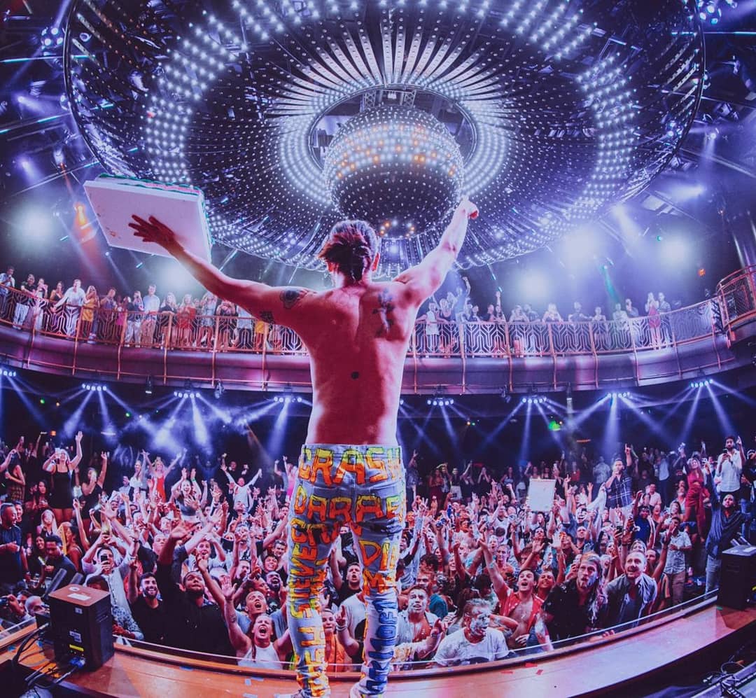 steveaoki's tweet image. 🌪🌪From Romania to Atlantic City where I just played now heading to Calgary in 🇨🇦 then a second show tonight back in Vegas then another show Sunday then finally sleep Fly back to Europe the next day to land and play every single day until the last week of Aug #illsleepwhenimdead