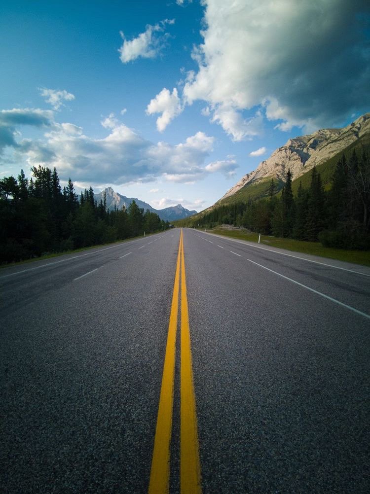 The journey is the perfect foundation to any great adventure.

Be sure to tag us in your pictures of your drive to Kananaskis.

📷 by erikmcr on Instagram 

#longweekend #roadtrip #mykananaskis