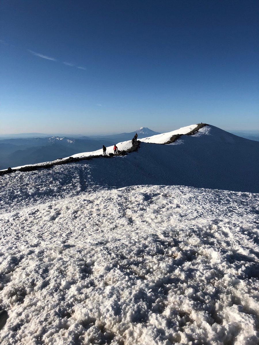 ryanjmullenix's tweet photo. Rainier summit climb with the legendary Dave Hahn. An emotional reinforcement that I must ensure this magical place lives on for my kids... and their kids... and their kids. In our connected world, leave no trace isn’t bound by time or location. #rainier #leavenotrace https://t.co/JRqYi4aLYz