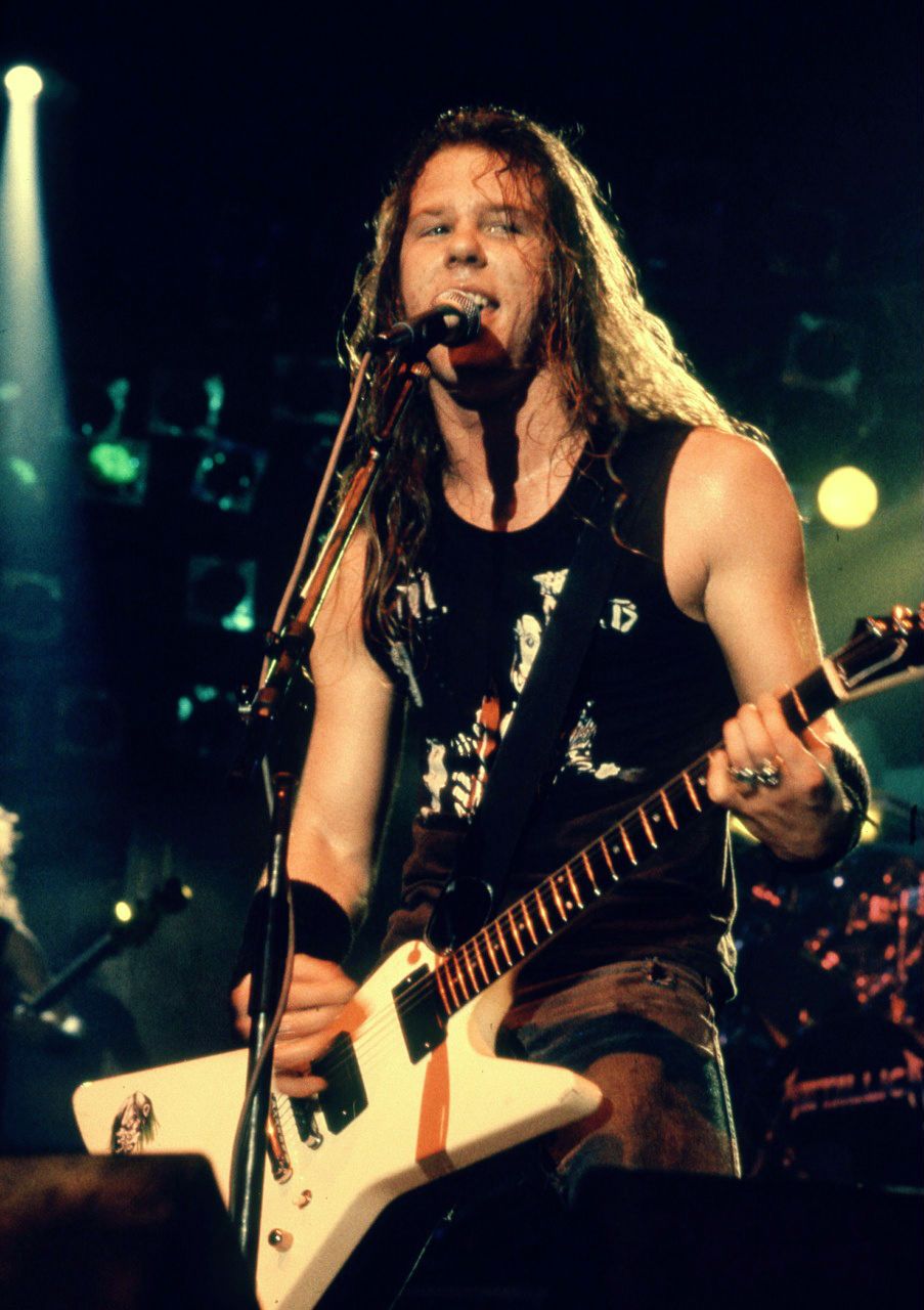 Happy birthday to Metallica frontman and rhythm guitarist, James Hetfield! He turns 56 today. 