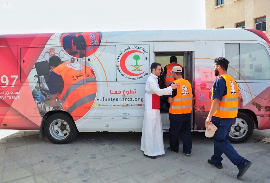 Arab News On Twitter More Than 1 600 Saudi Red Crescent Authority Srca Volunteers Will Provide Emergency And Awareness Services In Makkah And Madinah During This Year S Hajj Https T Co Wmy757wa9j Https T Co 5pnllkgbm2