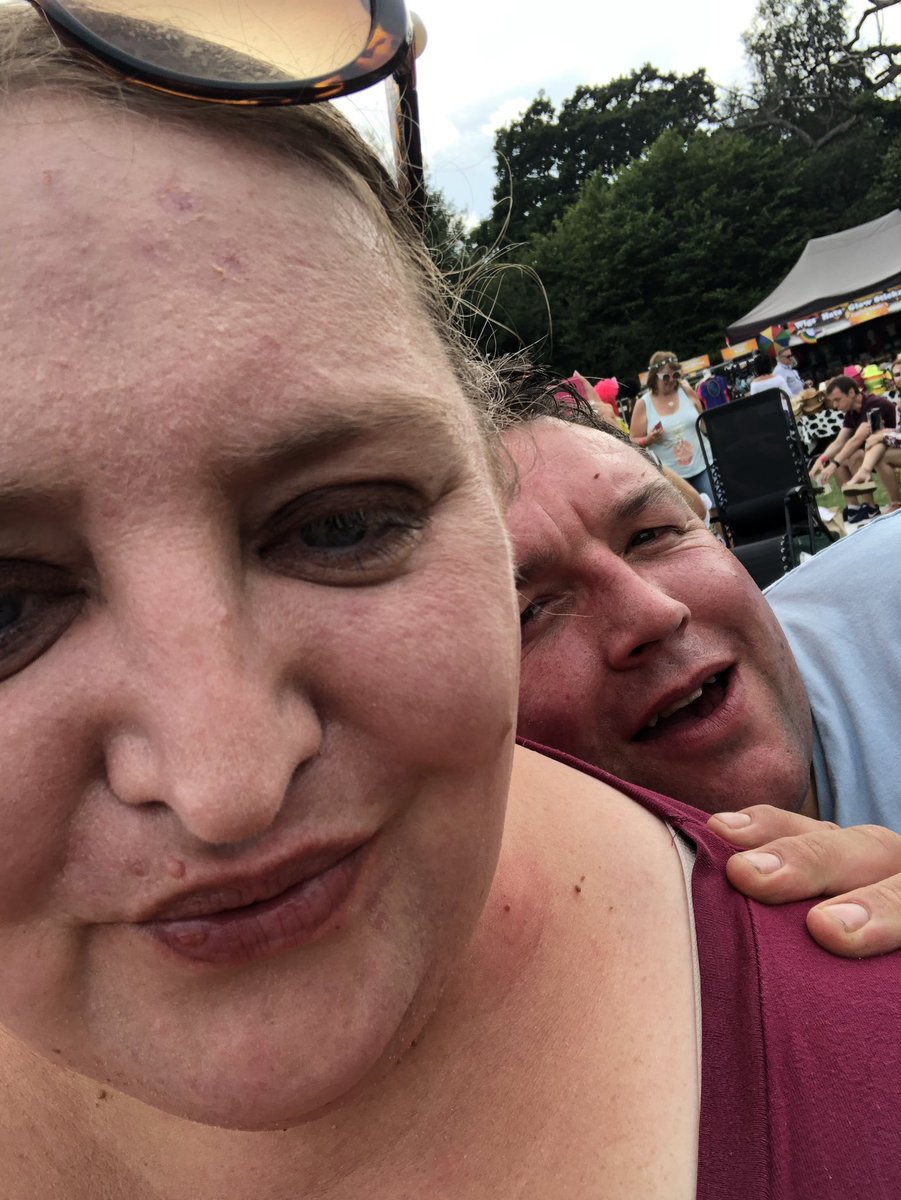 Looking forward seeing @DAYSINDOORS next at <a href="/FrimLodgeLive/">Frimley Lodge Live</a> 🙋‍♀️❤️
