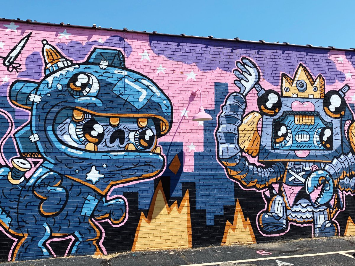 OneDelightfulL's tweet photo. My home townβs #AvenueArtDays celebrates local artists. Here are some of the many finds I discovered this week! π¨ #StreetArtSaturday #wichitaks @StreetArtChat https://t.co/laM0ZRoreF