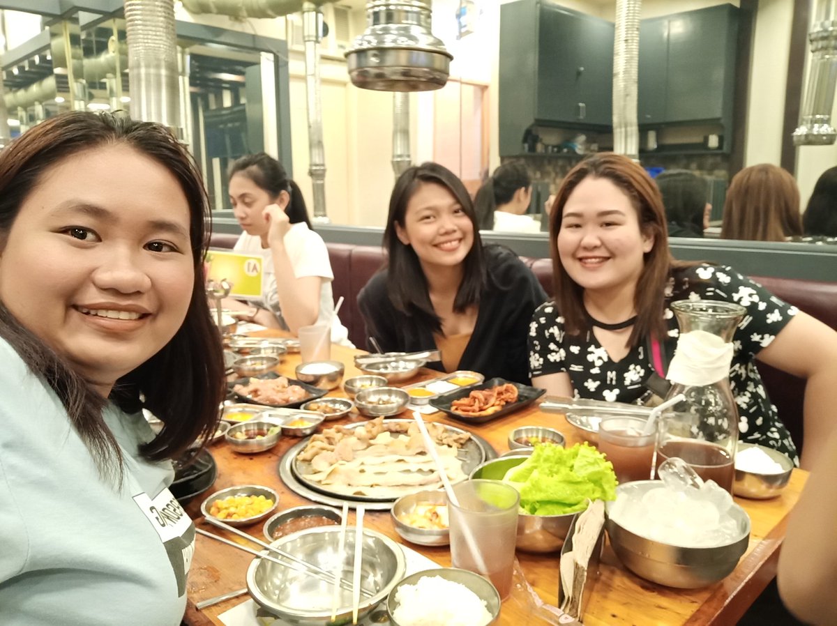 jamieannerxx's tweet photo. missed you so much, girls! 💕 #threeJ https://t.co/dPPyhjVR7E