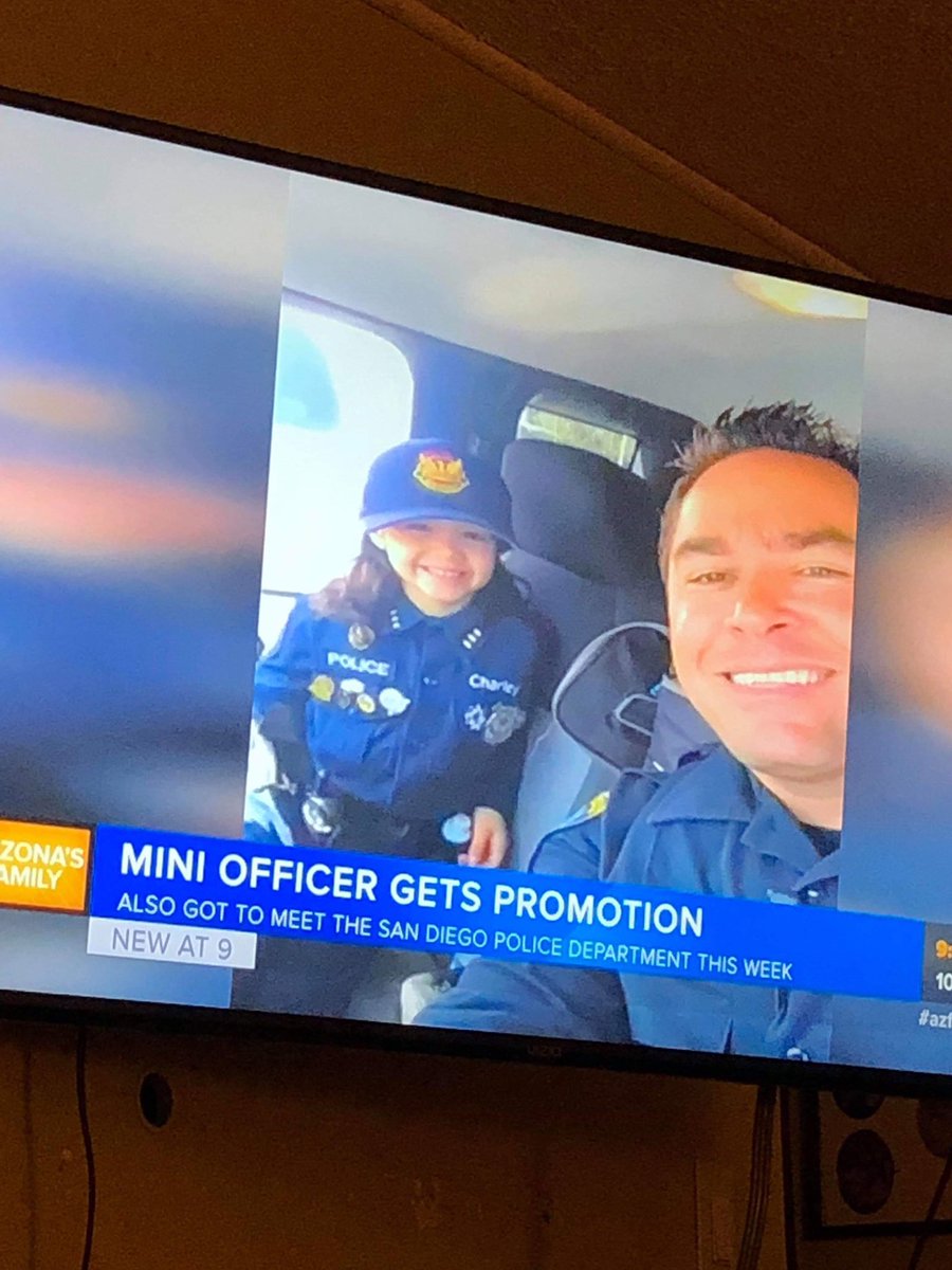 CharleysHeroes's tweet photo. We missed it but heard Charley hit the @azfamily 9pm news. We hope nothing but smiles and appreciation for @phoenixpolice and @SanDiegoPD were created. We know you all give your best daily to protect and serve. 💙Stay safe. #OfficerAppriciation #CharleysHeroes #BestRoleModelsEver https://t.co/WvT6CENigX
