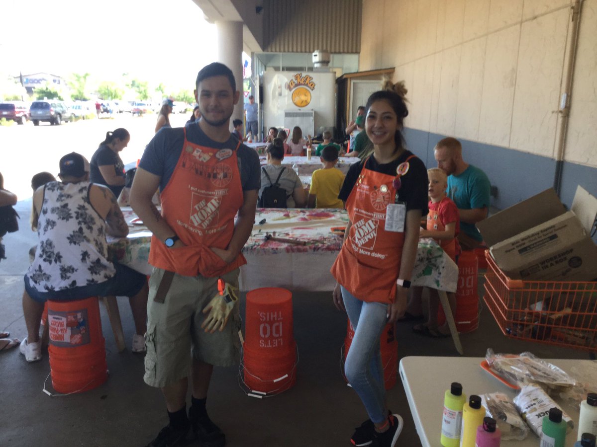 Great turn out for the kids workshop at 1520 today.
Cheyenne is rocking it
<a href="/THDNick/">Nick Shelton</a> <a href="/MichellePeil88/">Michelle Peil</a> @thd_jeffclark