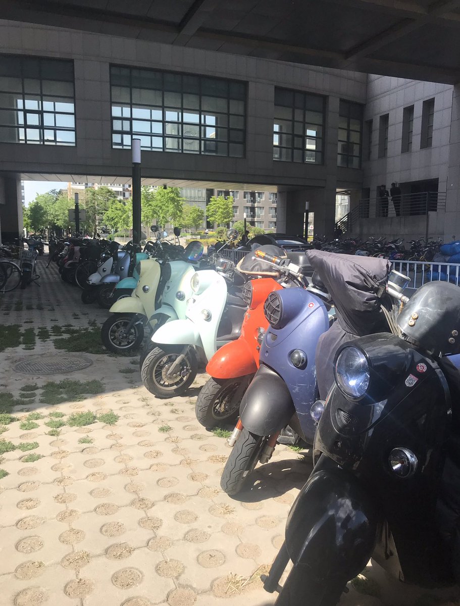 (2) Most people don’t drive cars bc it’s extremely expensive and also inconvenient to have in a big city so instead they drive ebikes or just ride normal bikes! In the winter they even have bike jackets that cover their body when riding