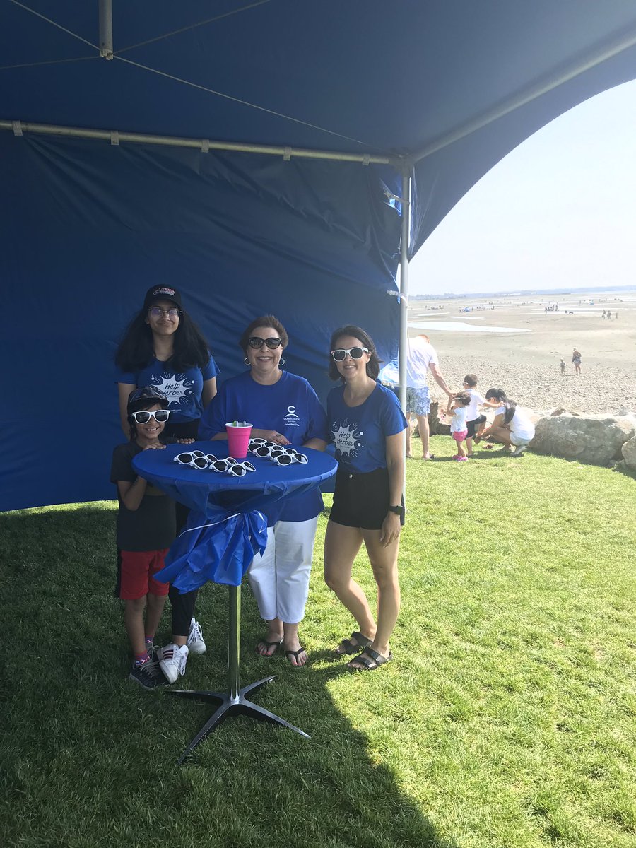 SanghaRabinder's tweet photo. Come join @Coast_Capital main stage sponsors at the Whiterock Sea Festival! Fun in the sun. #FunInTheSun  #whiterockseafestival #lifeatcoast https://t.co/hzZa94OipC